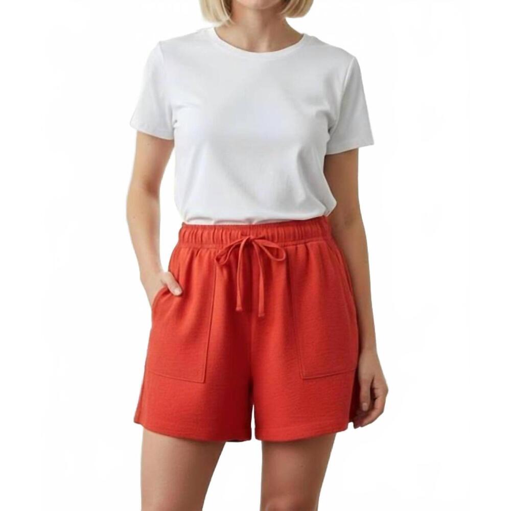 NEW STACCATO darby shorts in red
